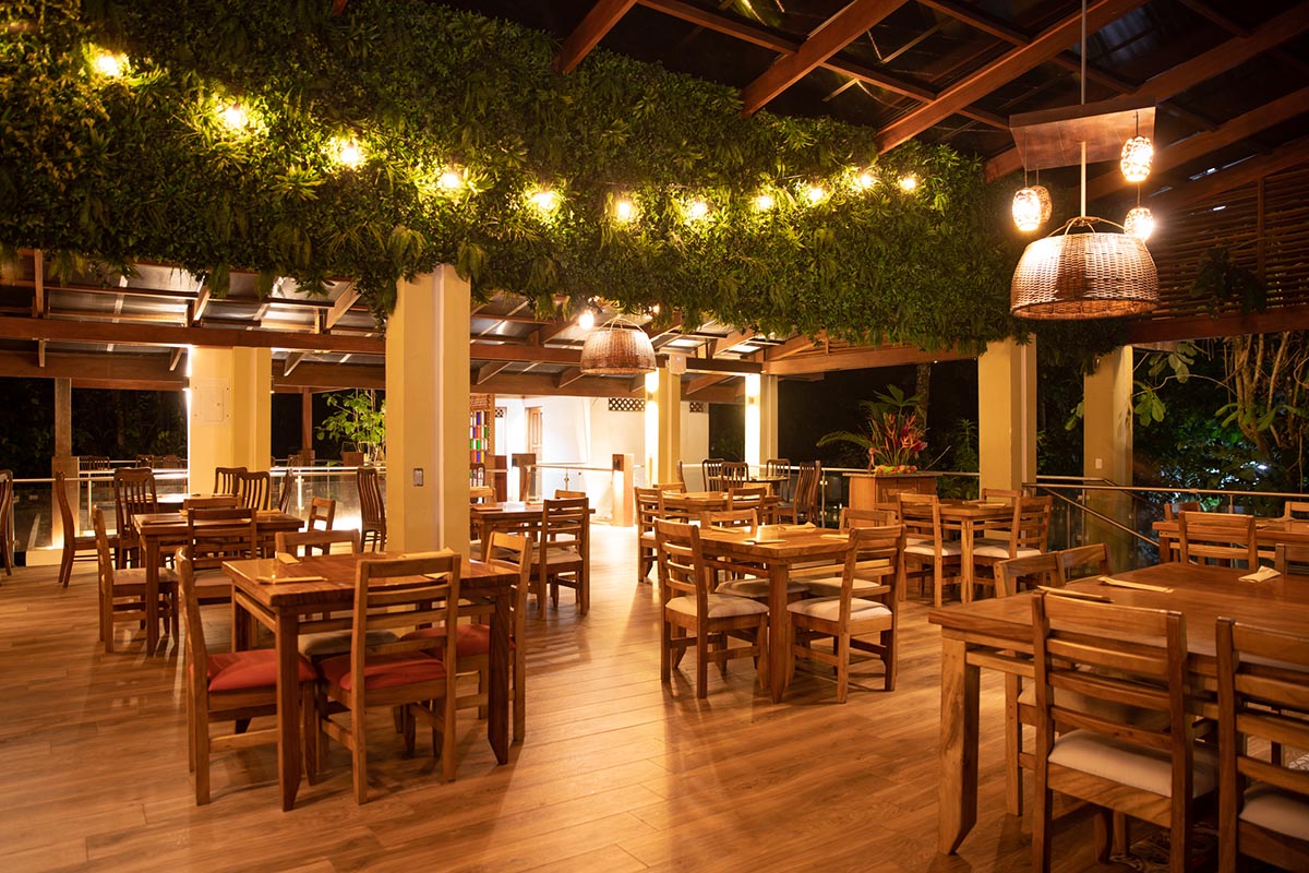Hotel Pachira Lodge